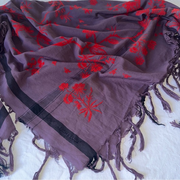 Leigh & Luca - Wrap / Scarf - Cotton and Silk w/ Velvet Flock Bird Flora Motif - Picture 5 of 9